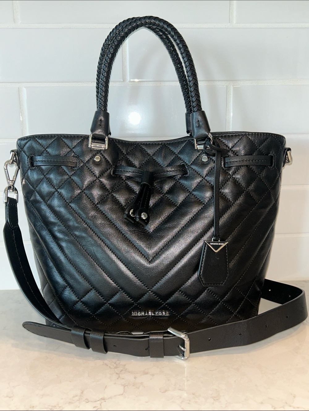 Michael Kors Blakely Black quilted leather bucket bag